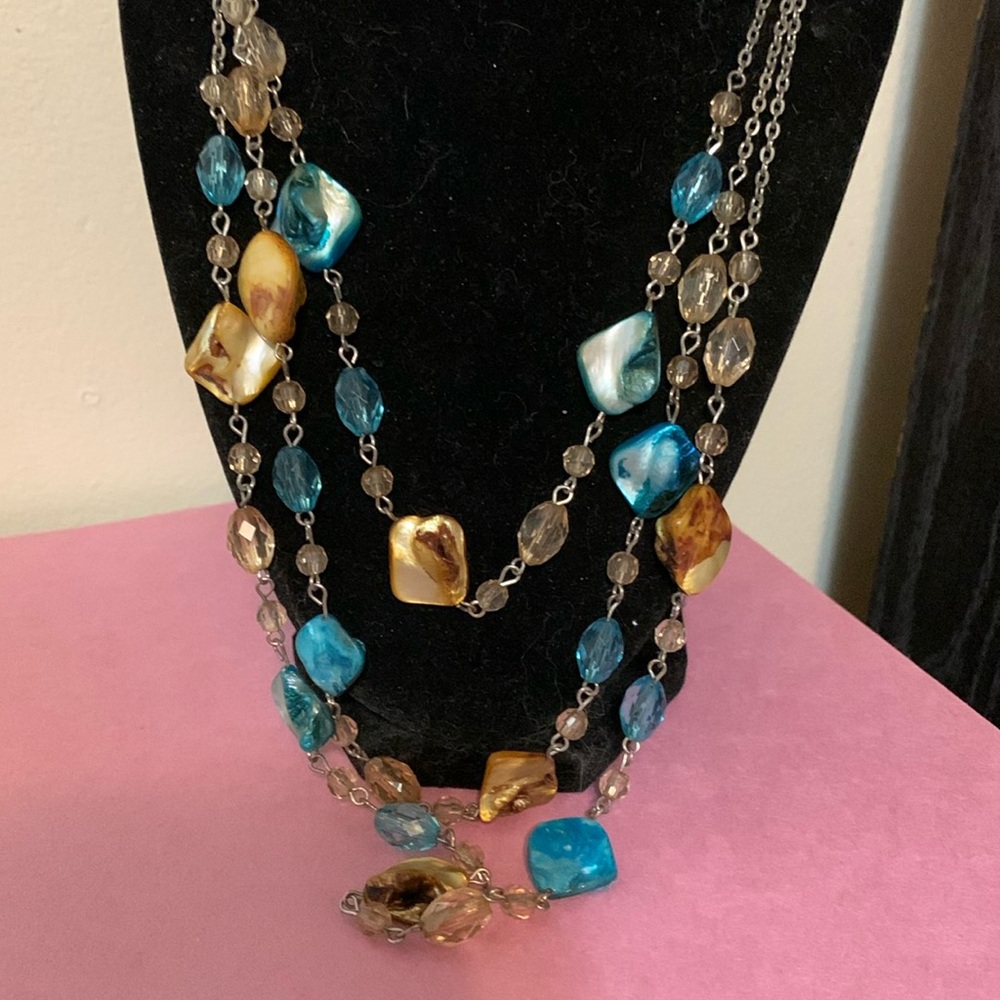 Beautiful multi strand necklace, 21”